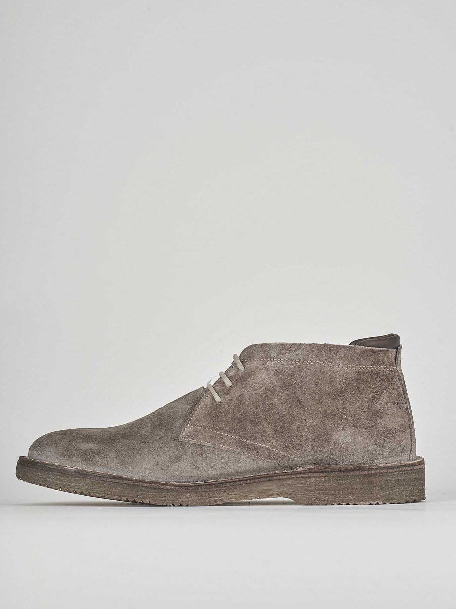 Uomo Barca | Stivaletto Tacco 1 Cm In Camoscio Beige