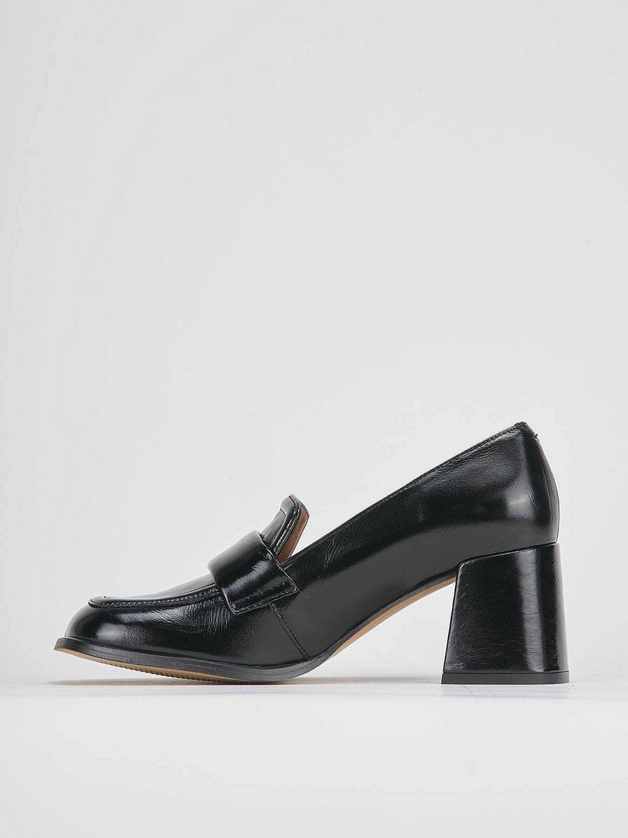 Donna Barca | Mocassino Tacco 8 Cm In Vernice Nera