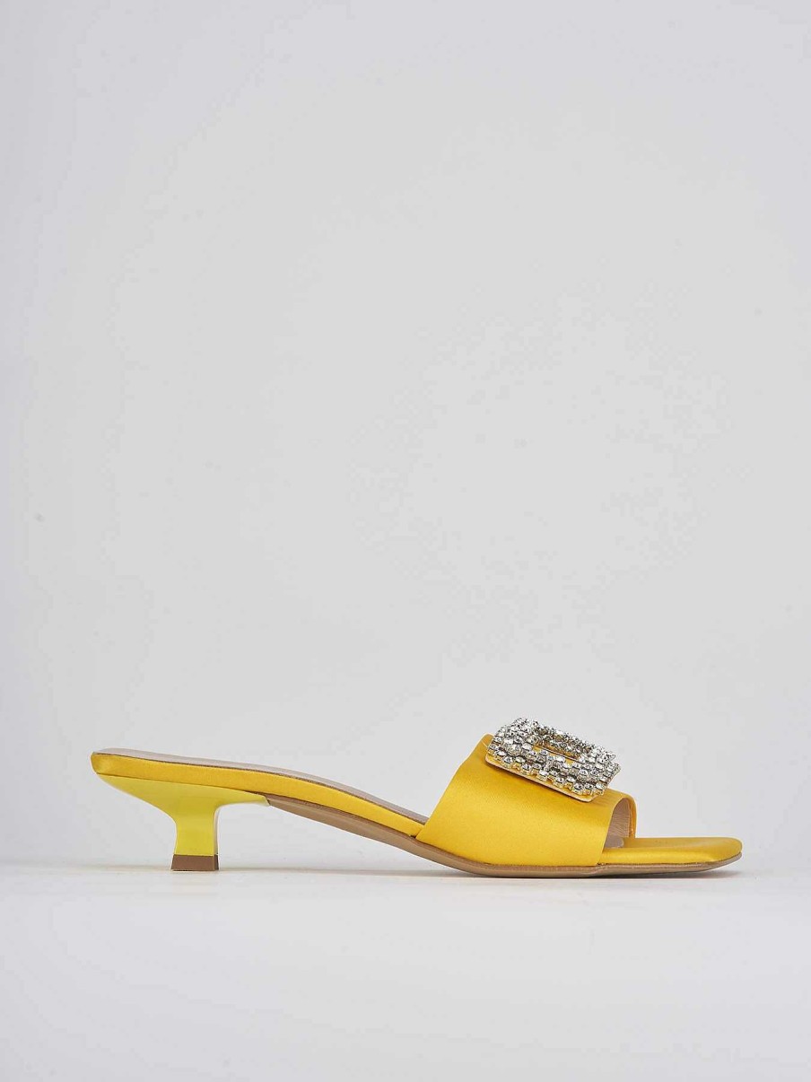 Donna Barca | Pantofole Tacco 3 Cm In Raso Giallo