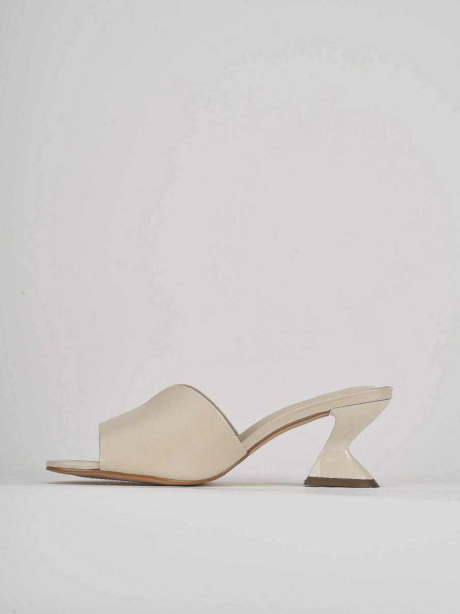 Donna Barca | Pantofole Tacco 6 Cm In Pelle Beige