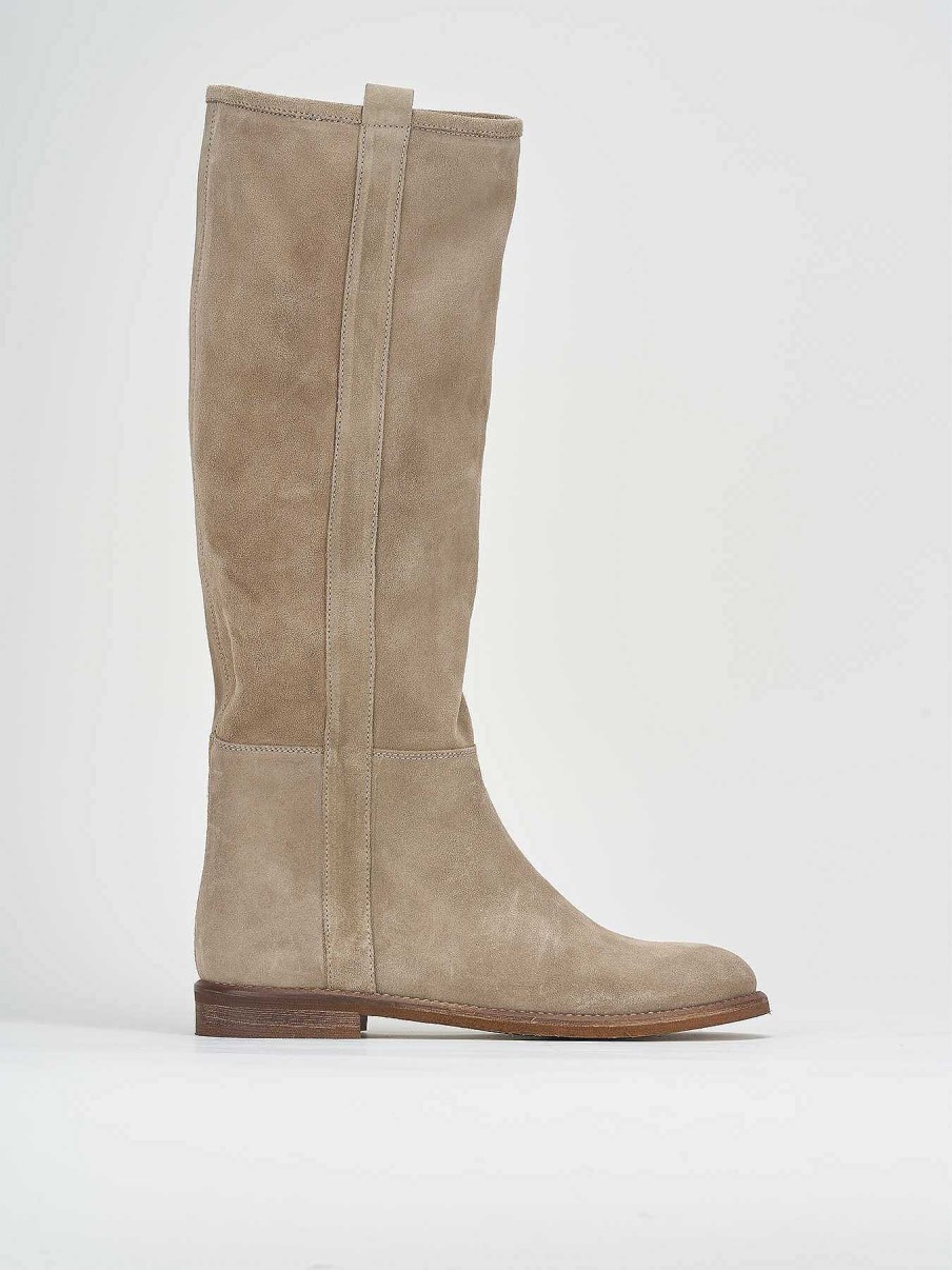 Donna Barca | Stivali Tacco Basso Tacco 1 Cm In Camoscio Beige