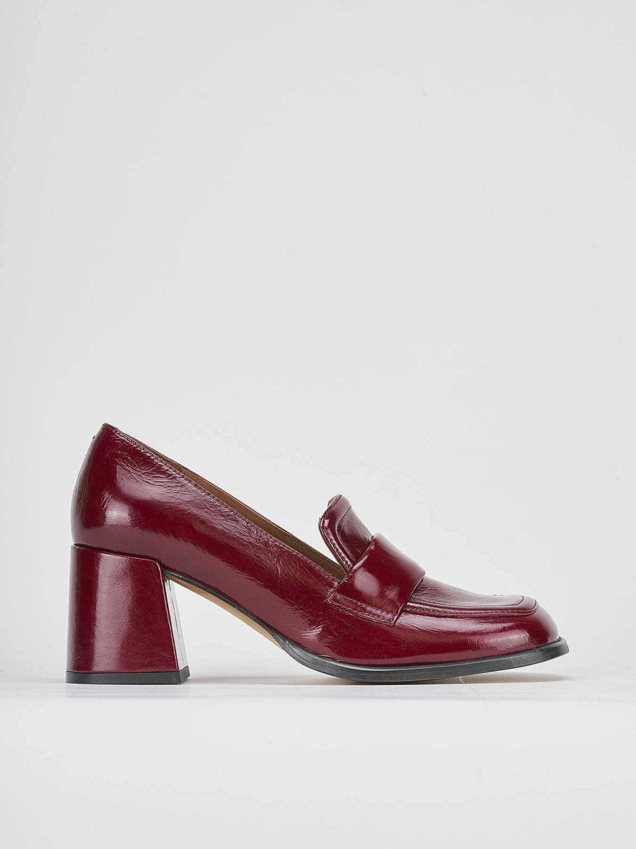 Donna Barca | Mocassino Tacco 8 Cm In Vernice Bordeaux