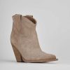 Donna Barca | Stivaletti Tacco Alto Tacco 7 Cm In Camoscio Beige