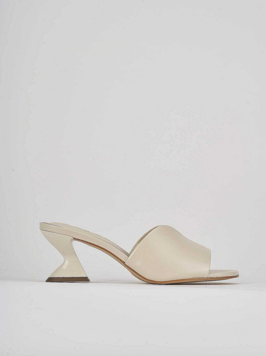 Donna Barca | Pantofole Tacco 6 Cm In Pelle Beige