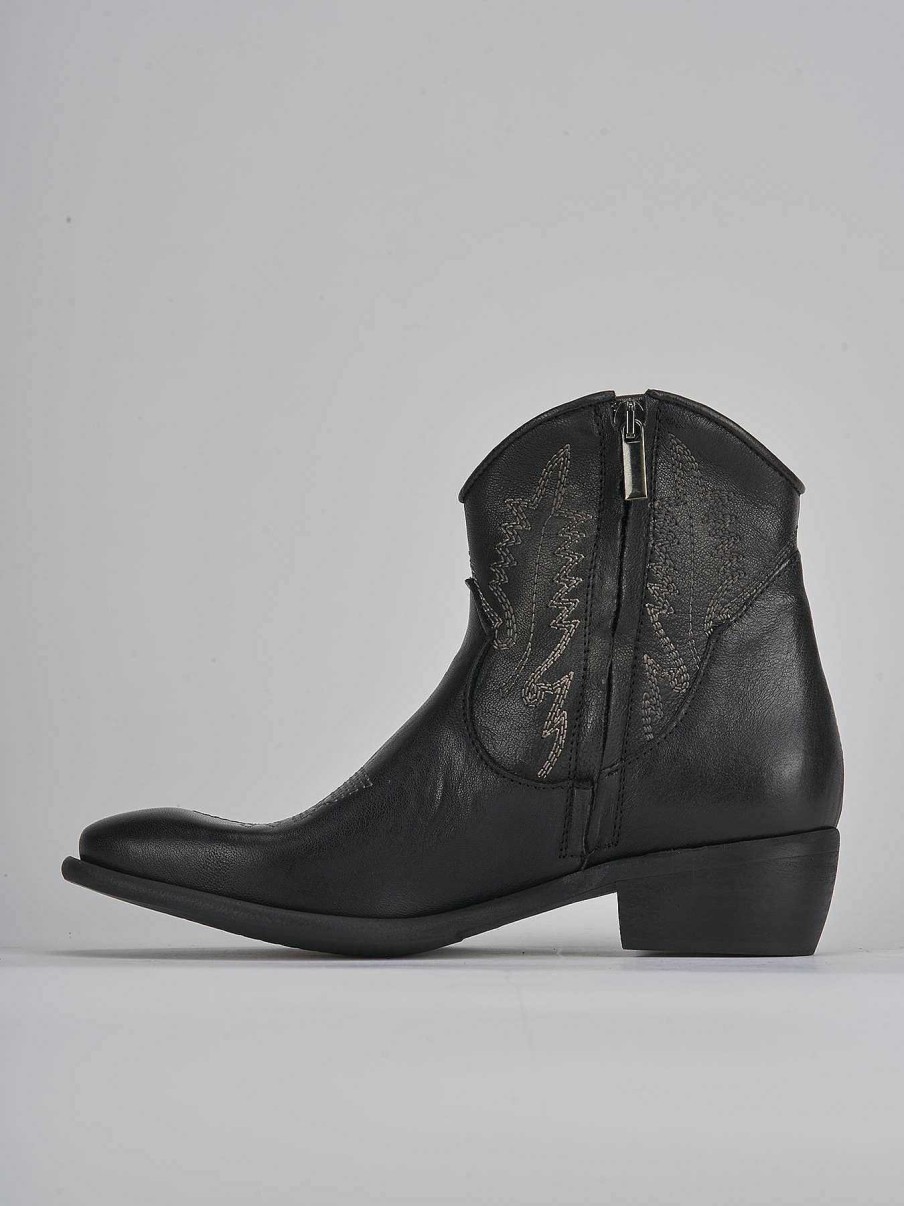 Donna Barca | Stivaletti Tacco Basso Tacco 2 Cm In Pelle Nera