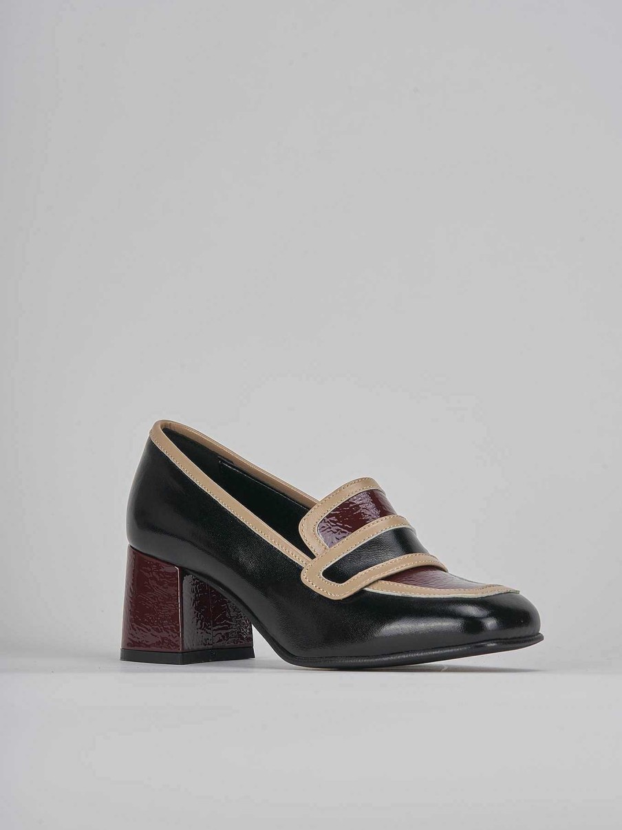 Donna Barca | Mocassino Tacco 5 Cm In Vernice Nera